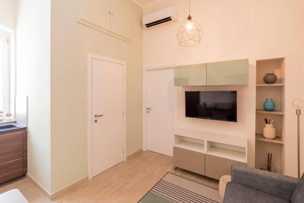 Casa Neva Apartment Trani Exterior photo